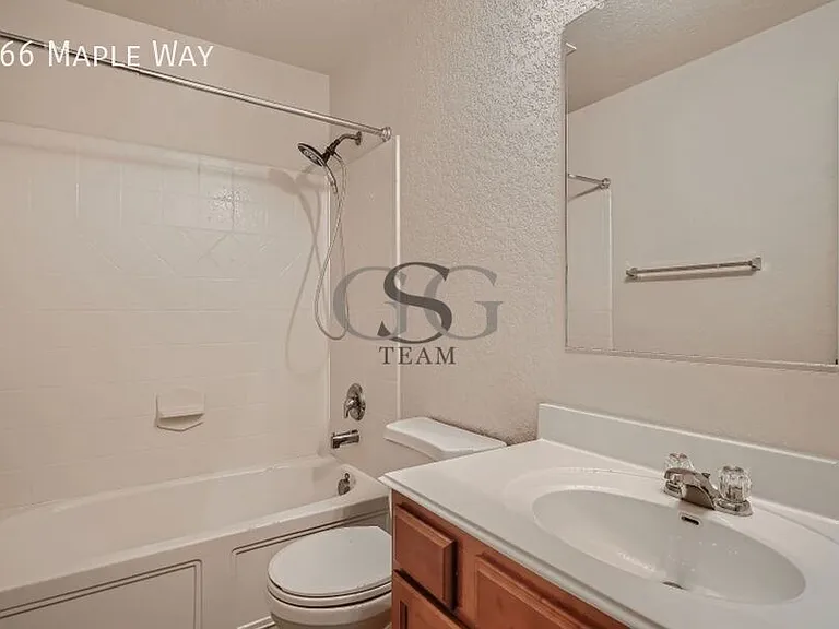 366 Maple Way — Photo 10
