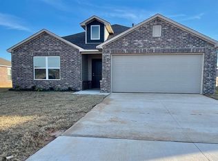 1421 Madison Ave, Shawnee, OK 74804