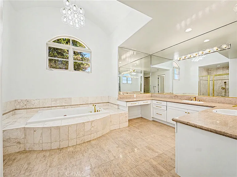 3907 Peartree Pl — Photo 22