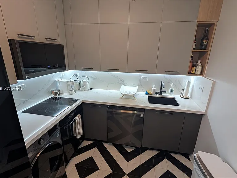 1500 Bay Rd #822S — Photo 23