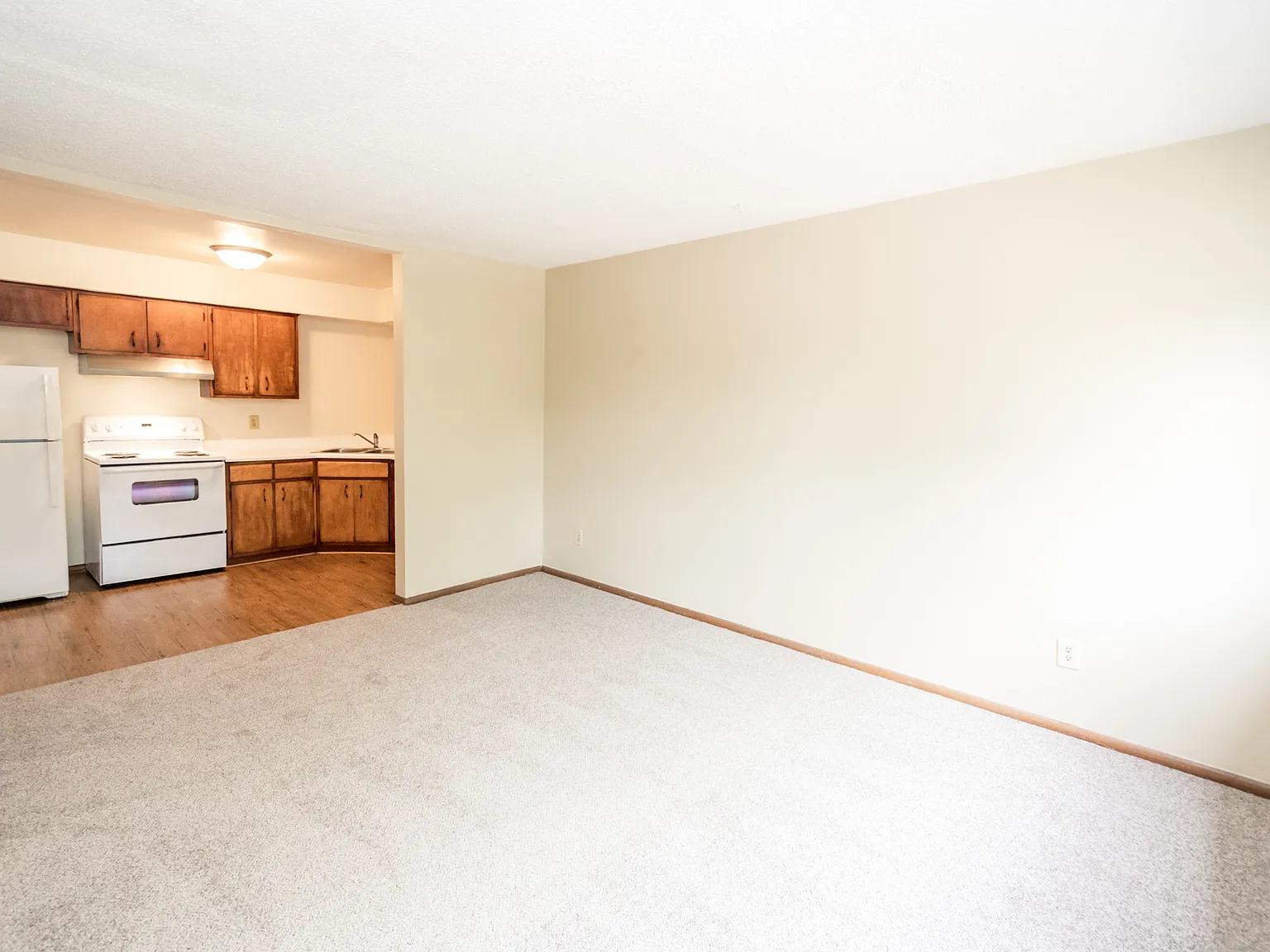 Sixth Street NE Apts — Photo 4