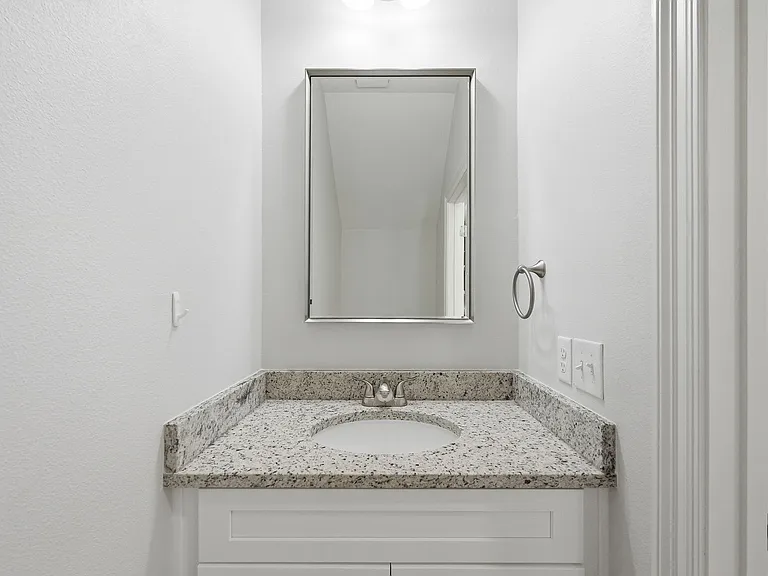699 Woodlawn Ave NW — Photo 18
