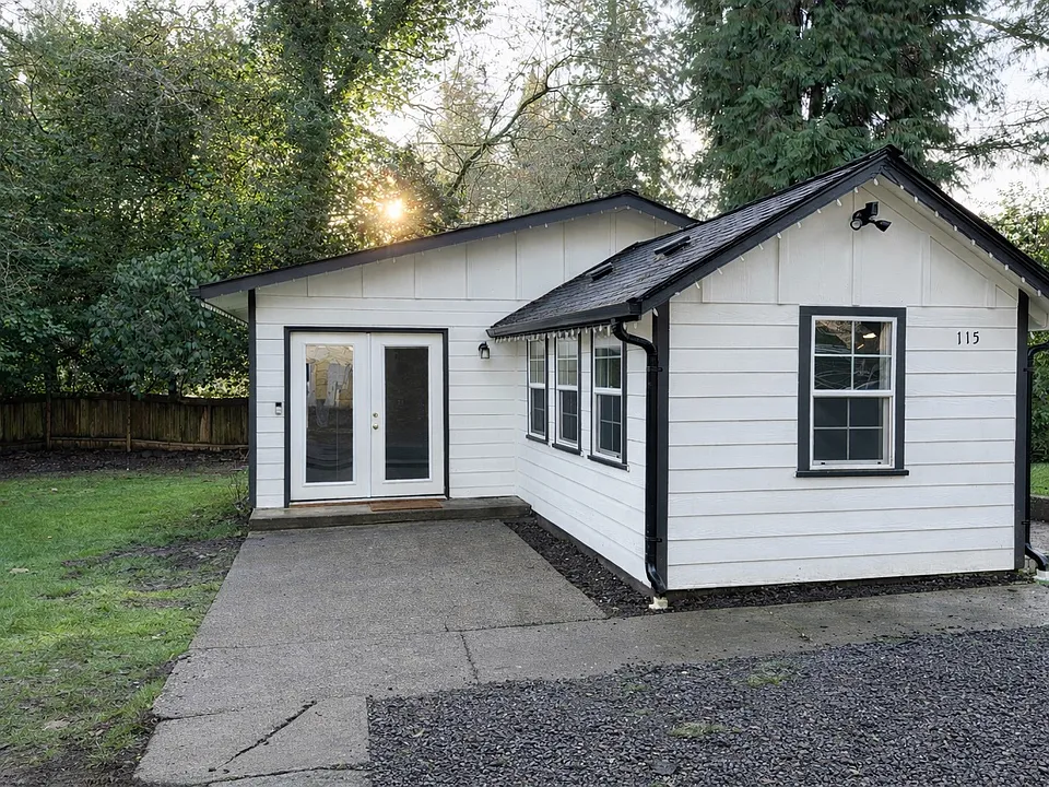 115 Lone Oak Rd