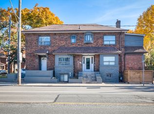 135 Jane St #4, Toronto, ON M6S 3Y7