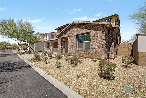 17797 W Cassia Way Photo 1