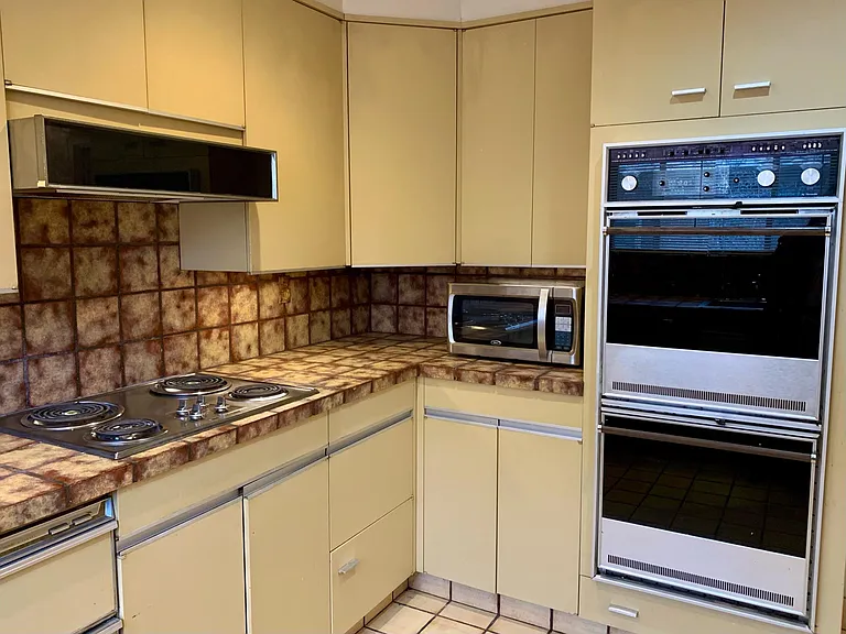 1111 N Highland Ave #2 — Photo 14