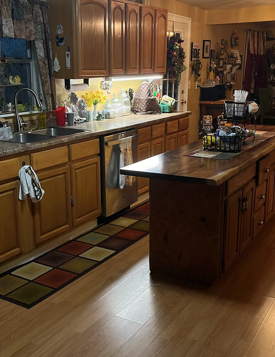 4 bed, 2000 sqft, $2,000 — Photo 2