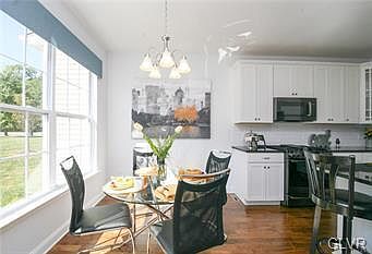 5th image of 873 Iron Ln