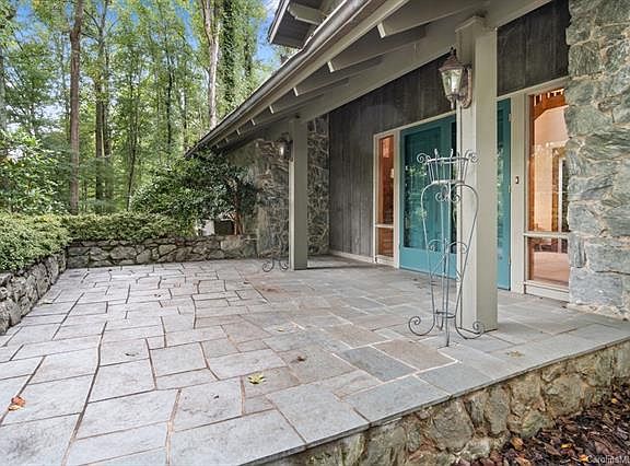 5th image of 3210 Deauville Pl #L299-300