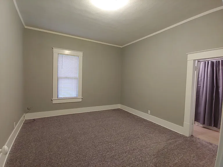 216 S Academy St — Photo 21