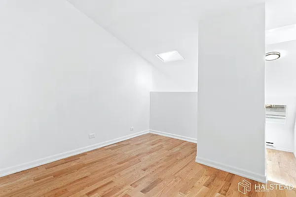 Rented by Halstead Real Estate | media 14