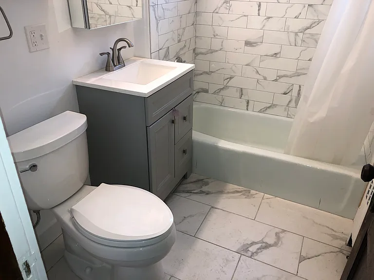 19 Cornell St #19 — Photo 17