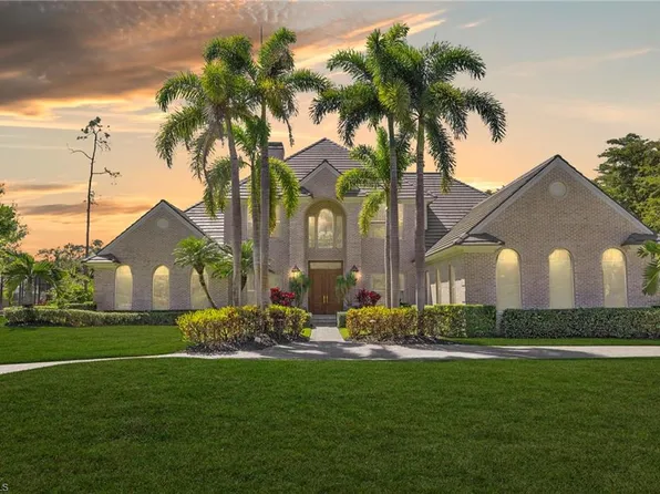 4888 Pond Apple DR N, NAPLES, FL 34119