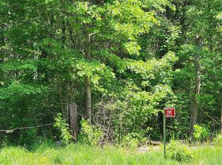 390 Badger Ave, Hancock, WI 54943