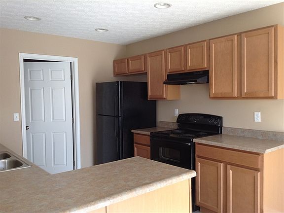 5th image of 730 Cleary Dr