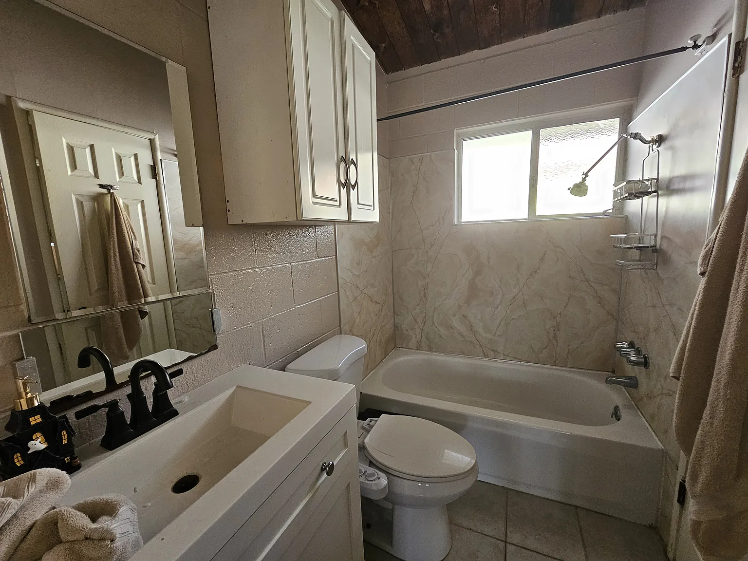 1 bed, 705 sqft, $1,775 — Photo 4