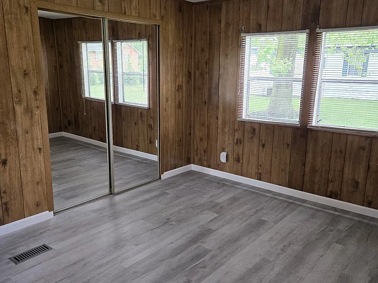 479 Daisey Rd — Photo 8