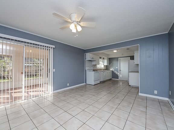 5th image of 425 Cypress Cv