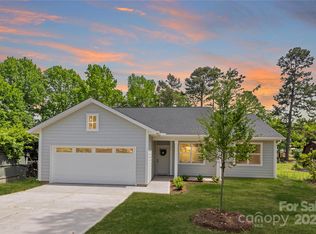 5404 Maplewood Ln, Charlotte, NC 28216