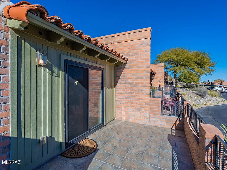 2521 S Calle Del Dante — Photo 23