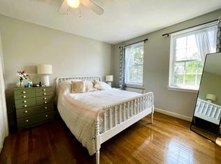 37 Commonwealth Ave APT 23, Newton, MA 02467