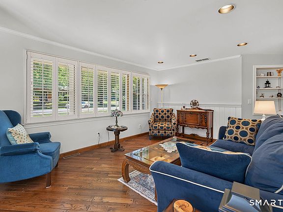 5th image of 39 Green Hill Lane