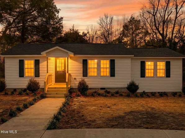 9626 Nc Highway 50, Maple Hill, NC 28454