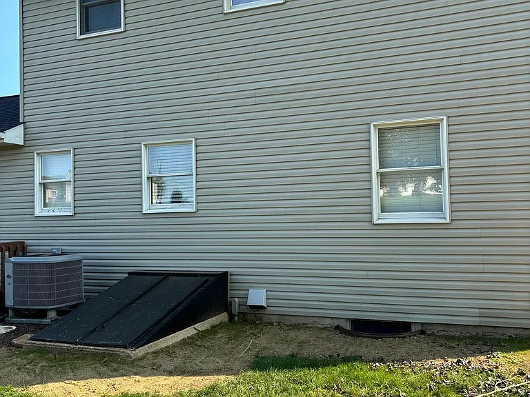 23 Sherrard Dr — Photo 14