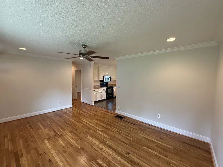 216 Fain Dr — Photo 56