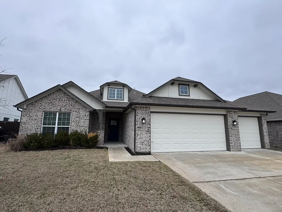 13322 S 19th Ct