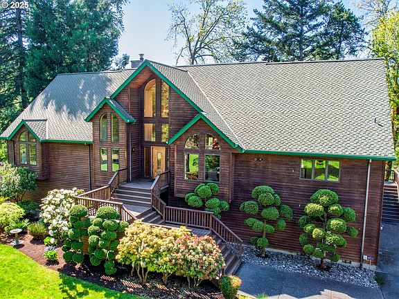 3rd image of 16801 S Clackamas River Dr