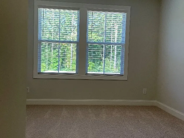 12 Marlowe Way — Photo 9
