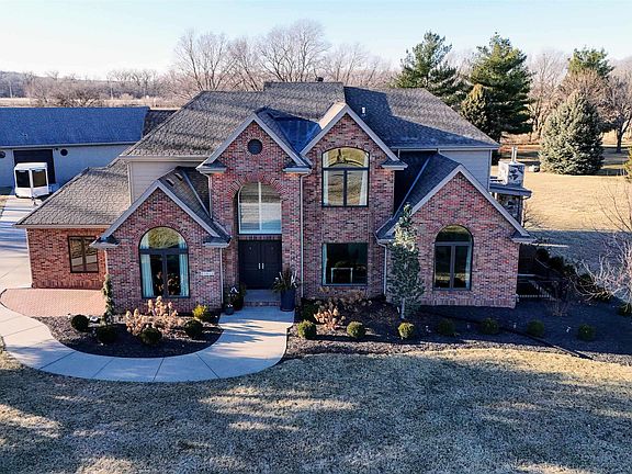 2nd image of 21919 Chancellor Cir