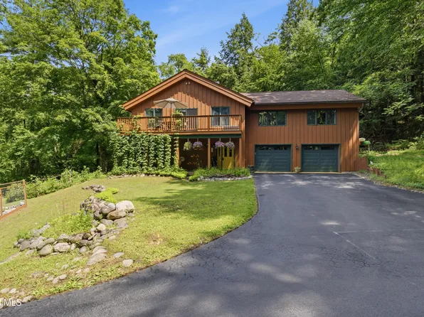 30 Constitution Way, Queensbury, NY 12804
