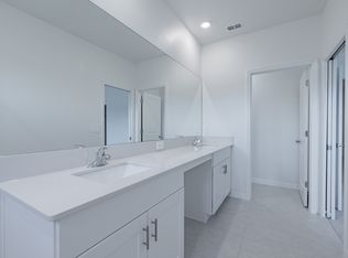 10834 Fowlers Bluff Ct, Tampa, FL 33647