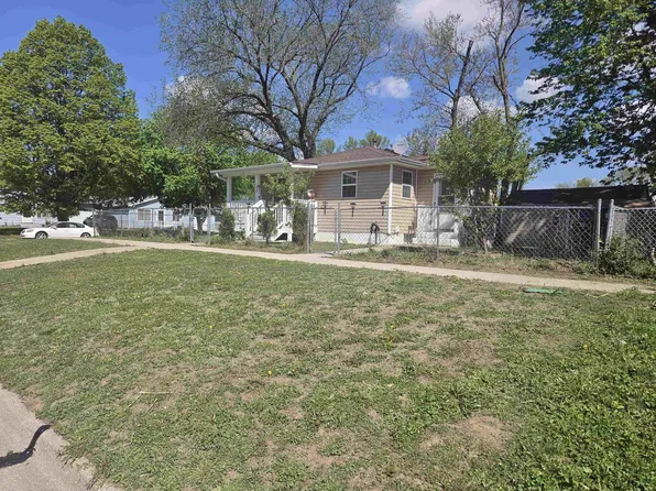 419 W 7th St, South Sioux City, NE 68776