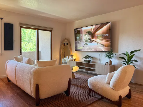 601 W San Mateo Rd, Santa Fe, NM