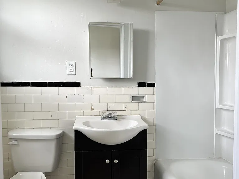 202 Elm Ave SW #A1 — Photo 10