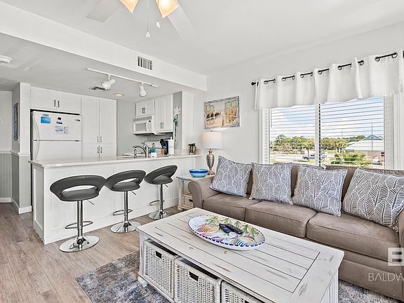 3rd image of 497 Plantation Rd APT 1247