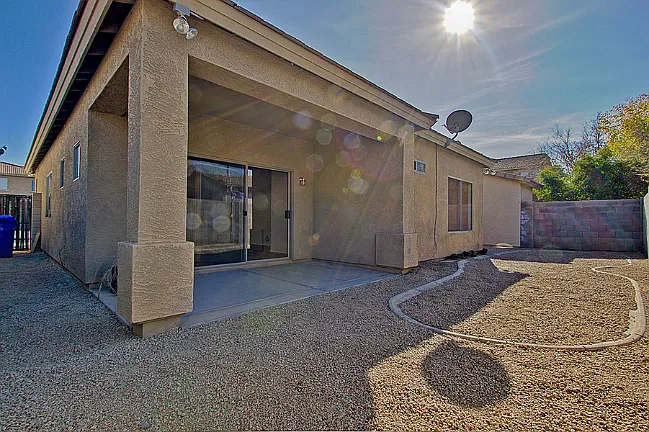 2050 N Arbor Ln — Photo 5