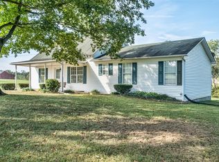 4902 Highland Lick Rd, Russellville, KY 42276