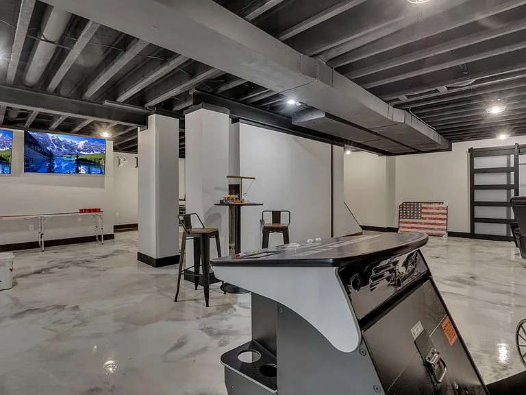 7097 Pleasant Colony Cir — Photo 80
