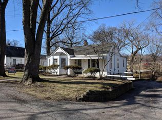 511 N Ridge Ln, Decatur, IL 62521