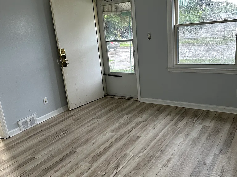2236 John B Ave — Photo 21