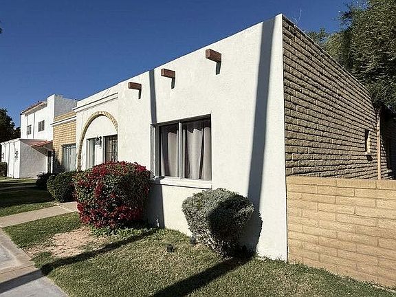 2nd image of 619 N Pioneer Cir