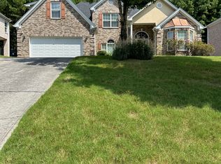 3026 Mockingbird Ln, East Pt, GA 30344