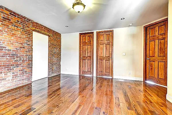 Rented by Executive Towers  | media 10