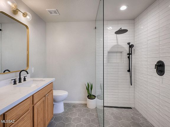 4th image of 1515 E Ganymede Dr