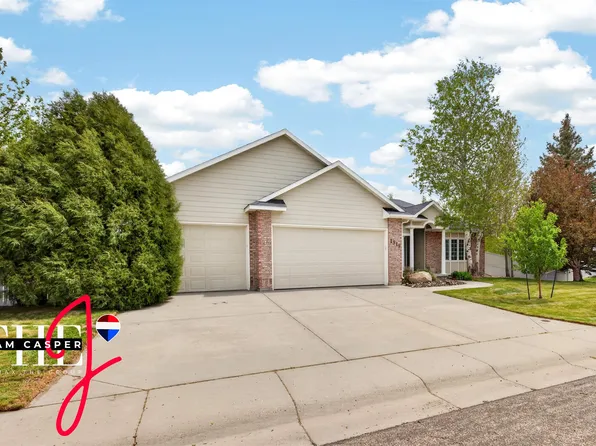 1919 Miracle Dr, Casper, WY 82609