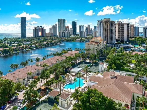 20165 NE 39th Pl APT 403, Aventura, FL 33180